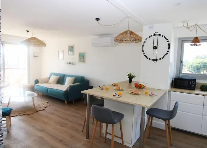 Bristol Plaisance Apartment Antibes